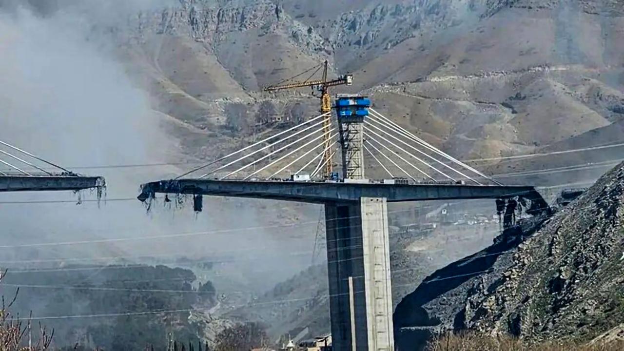 CNN: İsrail, başarısız müzakerelere karşı İran'da enerji ve altyapı hedeflerinin listesini onayladı