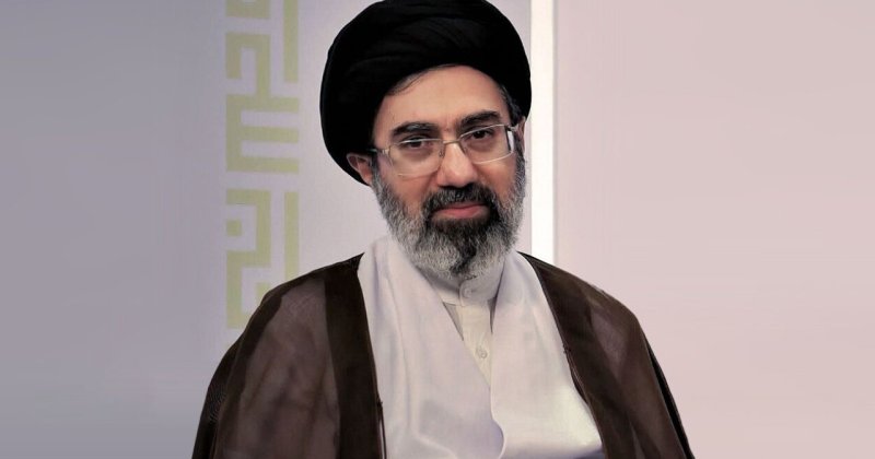 İngiliz basını: Mücteba Hamaney'in bilinci kapalı, tedavi görüyor