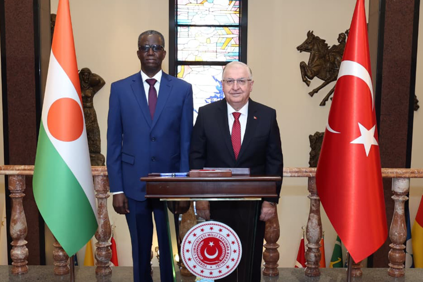 Nijer Savunma Bakanı Ankara'da
