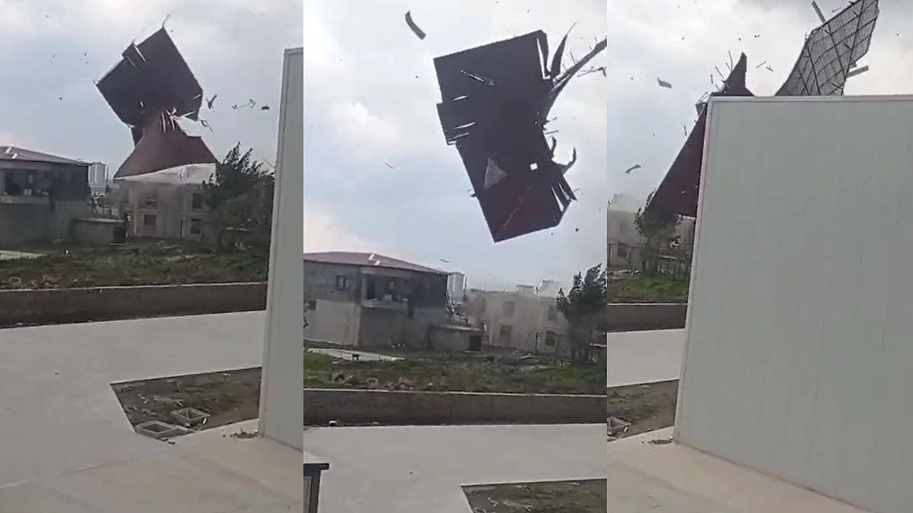 Diyarbakır'da şiddetli rüzgar çatıları yerinden söktü!
