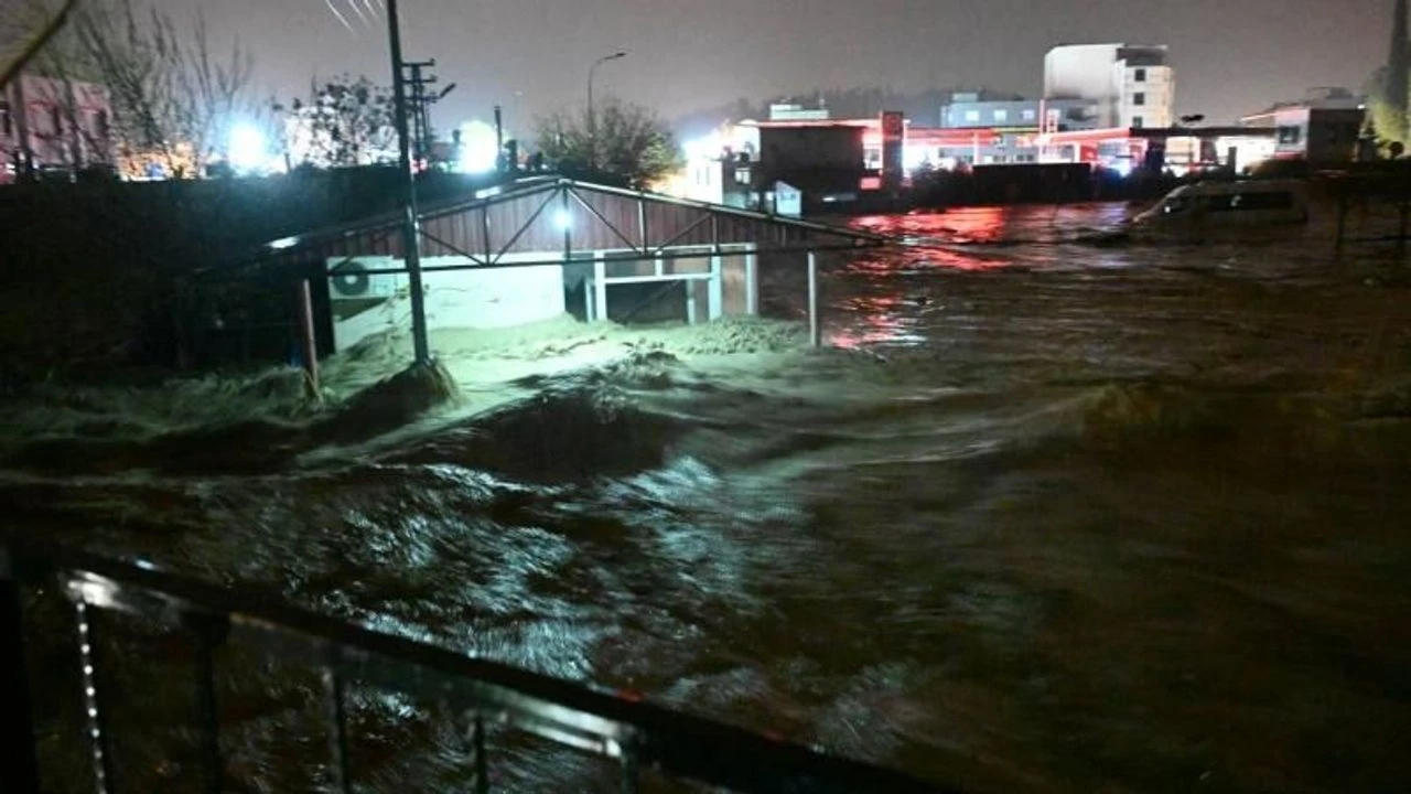 Osmaniye'de sel felaketi: 2 Kişi yaşamını yitirdi!