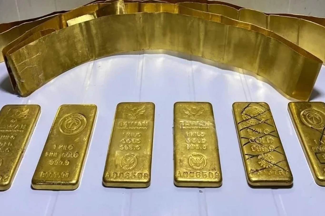 Hatay'da 8 kilogram gümrük kaçağı altın ele geçirildi