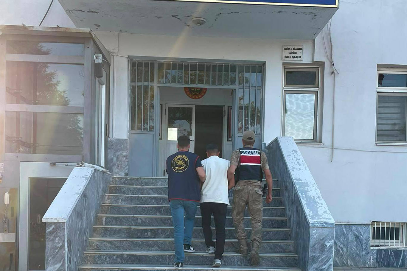 Birecik'te uyuşturucu suçundan aranan hükümlü yakalandı
