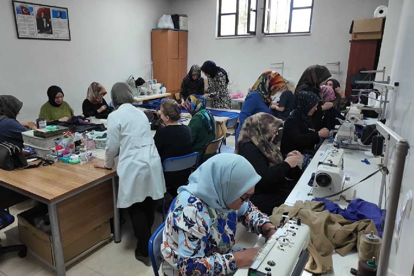 Malatya'da hazır giyim kursu kadınlara meslek kazandırıyor