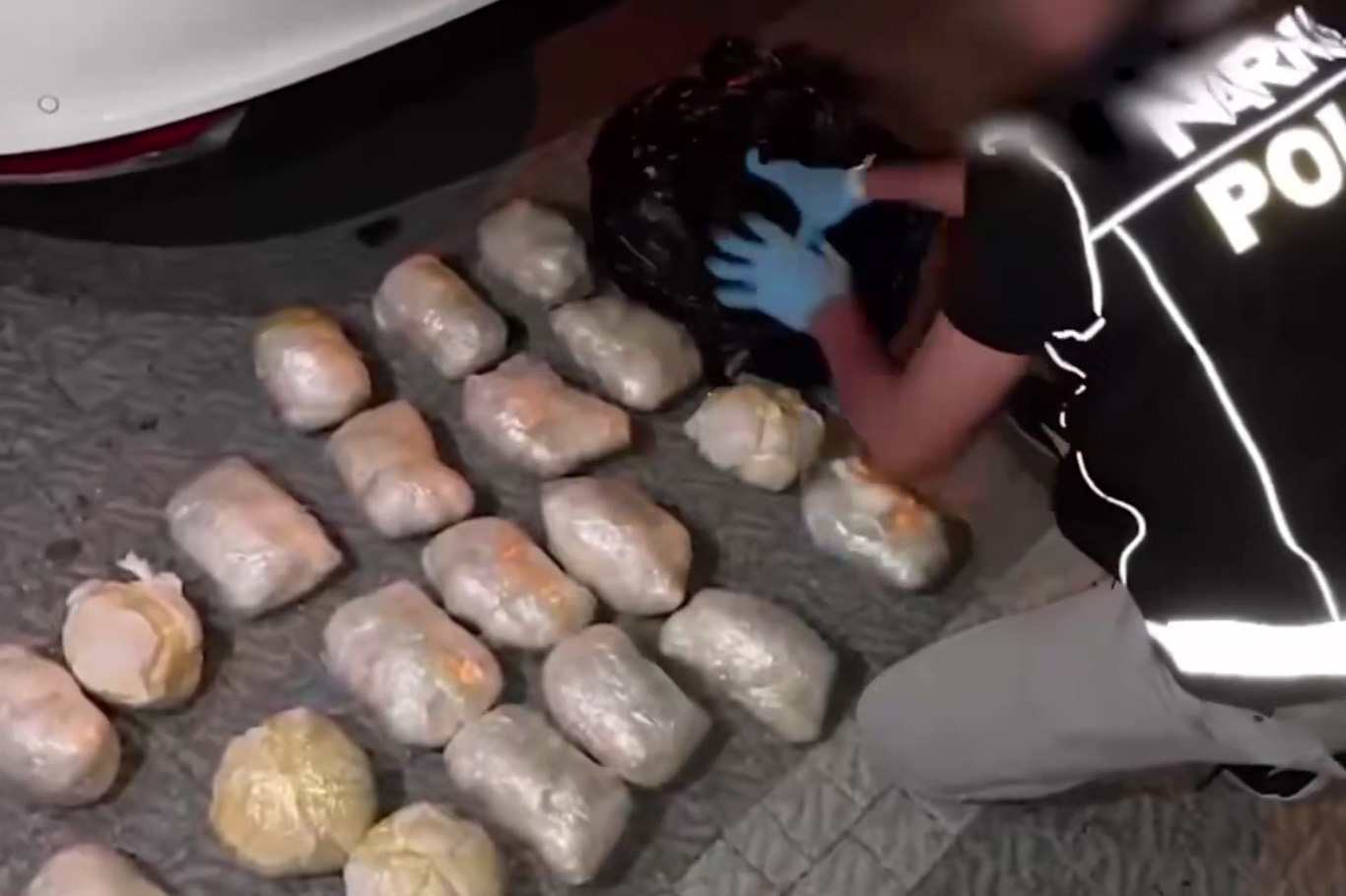 İstanbul Beylikdüzü’nde narkotik operasyonu: 21 kilo 400 gram eroin ele geçirildi