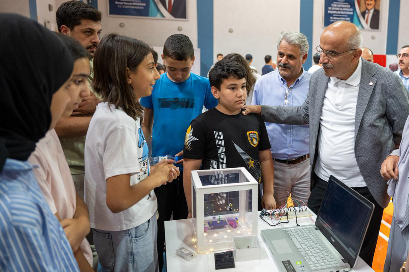 Malatya'da gençlerin teknoloji projeleri sergilendi