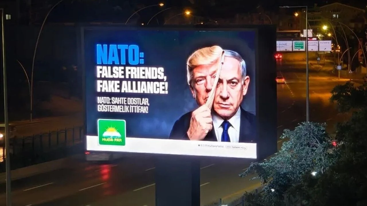 HÜDA PAR NATO güzergahına pankartları astı