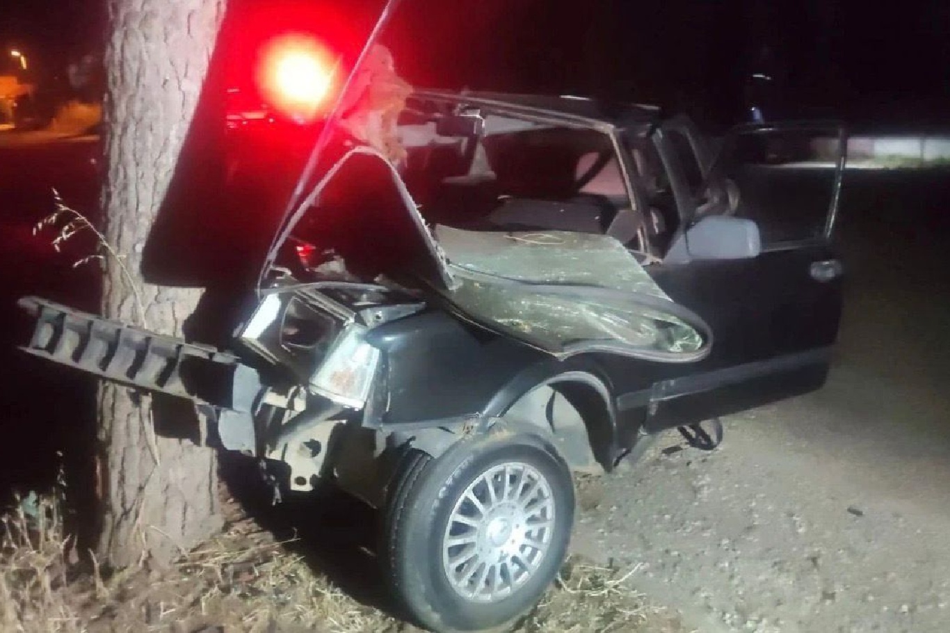 İzmir'de trafik kazasında yaralanan genç kurtarılamadı