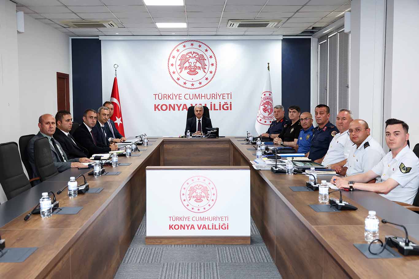 Konya’da içişleri bakanlığı yatırımları masaya yatırıldı