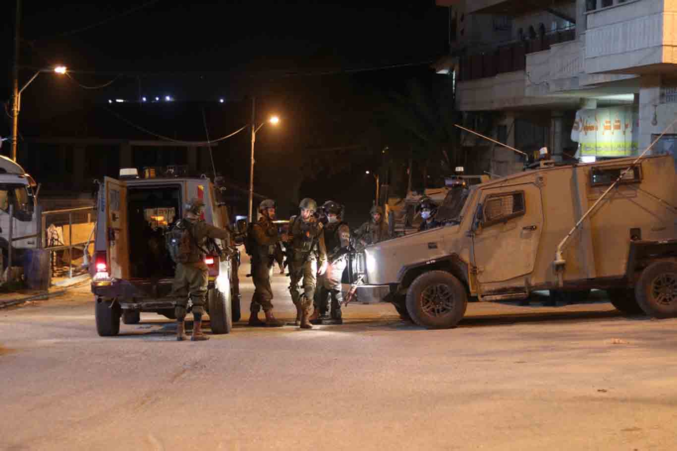 İşgalciler Batı Şeria'da baskınlarını sürdürdü: Çok sayıda Filistinli alıkonuldu