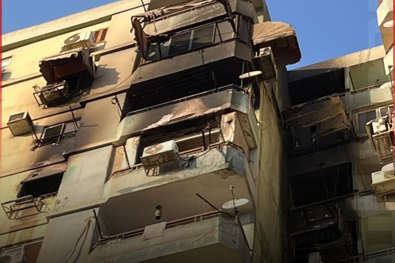 Mısır'da yangından kurtulmak için yüksekten atlayan 4 kişi hayatını kaybetti