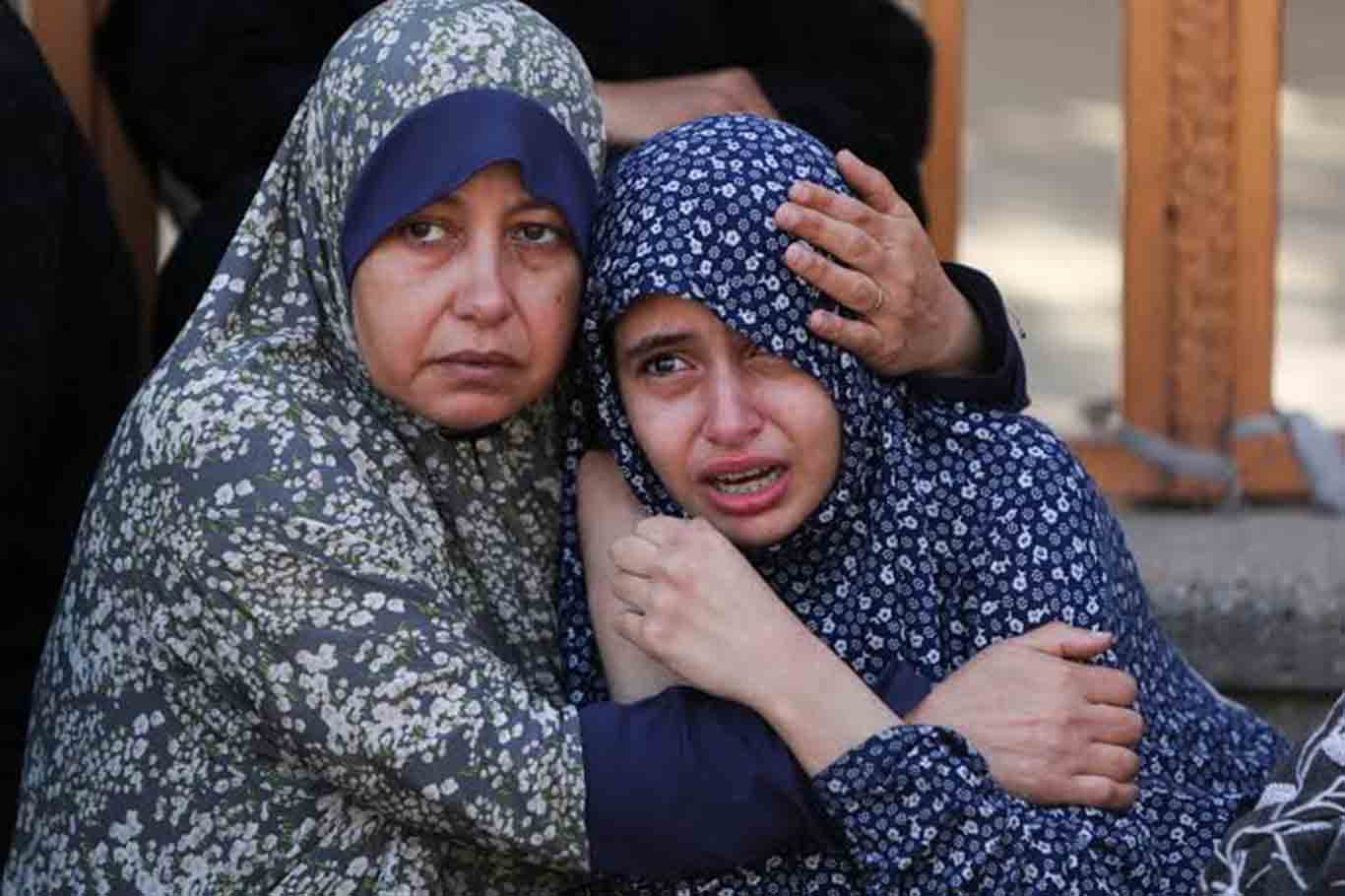 Gazze'de şehit sayısı 73 bin 231'e yükseldi
