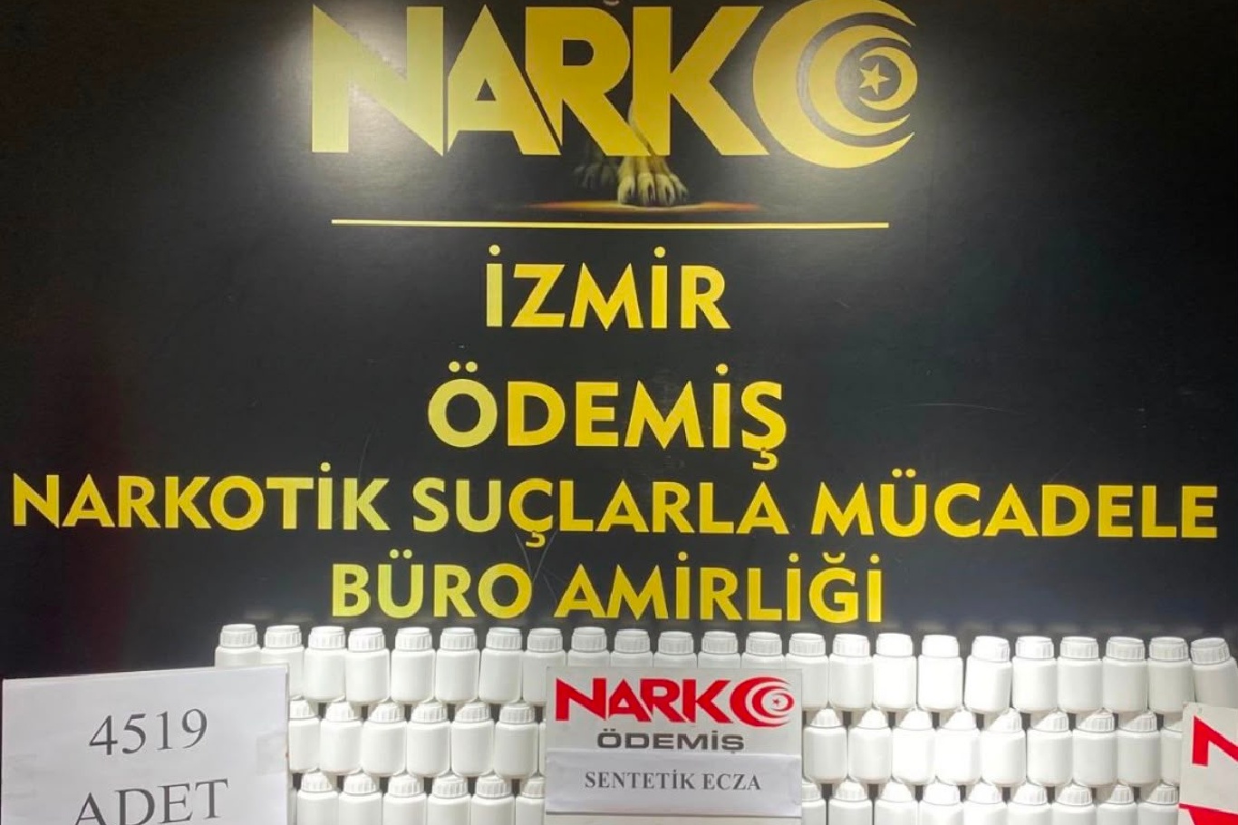 İzmir'de uyuşturucu operasyonu: 30 şüpheli tutuklandı