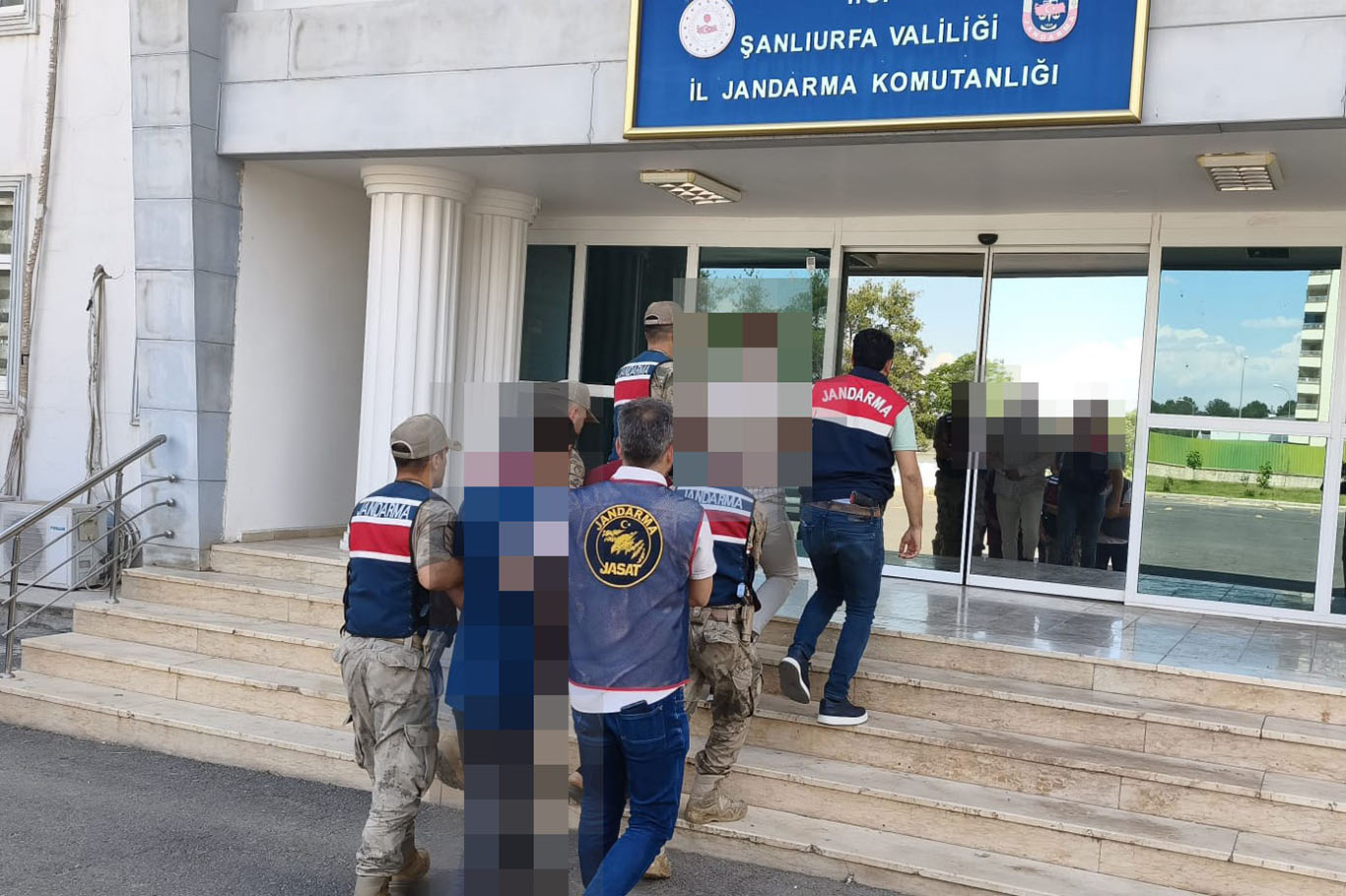 Şanlıurfa'da göçmen kaçakçılığına yönelik operasyon: 32 organizatör hakkında işlem