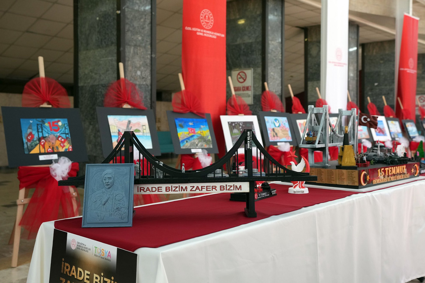 MEB'de 15 Temmuz Demokrasi ve Millî Birlik Günü Anma Sergisi açıldı