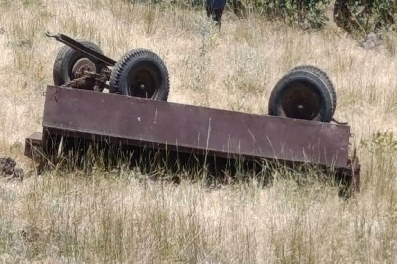 Muş'ta traktör römorku devrildi: Bir kişi hayatını kaybetti, 23 kişi yaralandı