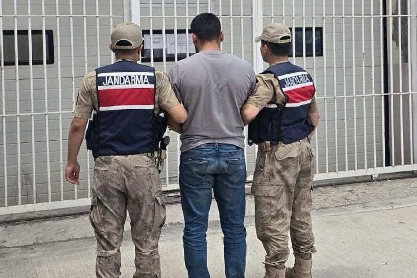 Şanlıurfa'da dolandırıcılıktan 5 yıl hapis cezası bulunan firari yakalandı