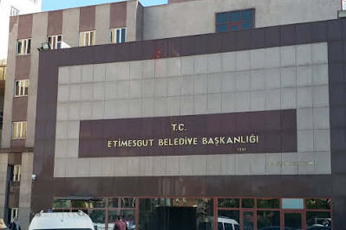 Etimesgut Belediyesine "yolsuzluk" operasyonu: Çok sayıda gözaltı