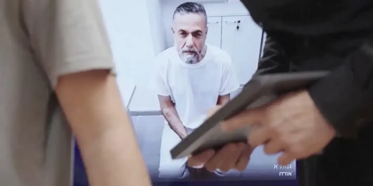 Siyonist katiller doktor Husam Ebu Safiye'nin kaburgalarını kırdı
