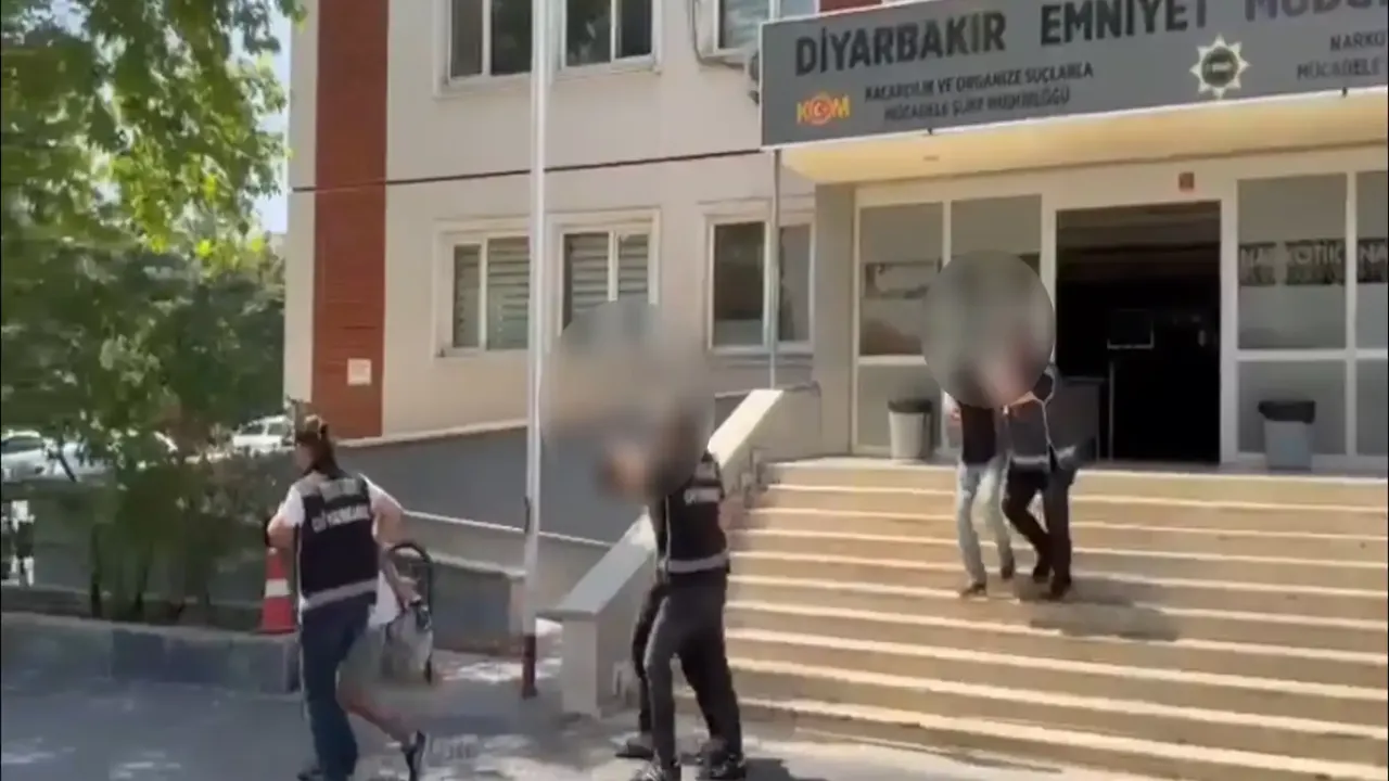 Diyarbakır’da el bombalarıyla yakalanan 4 kişi hakkında yeni gelişme
