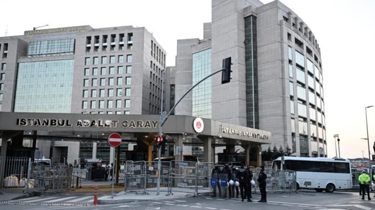 Manifest'in kurucusu Tolga Akış gözaltına alındı