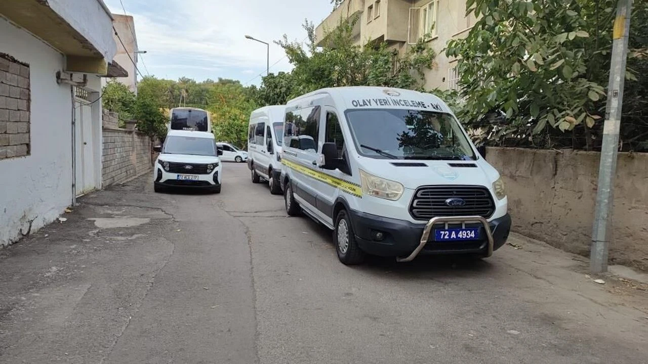 Batman'da annesini öldürüp polise teslim oldu