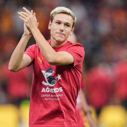 Galatasaray'da Aleksey Batrakov, siftağı yaptı