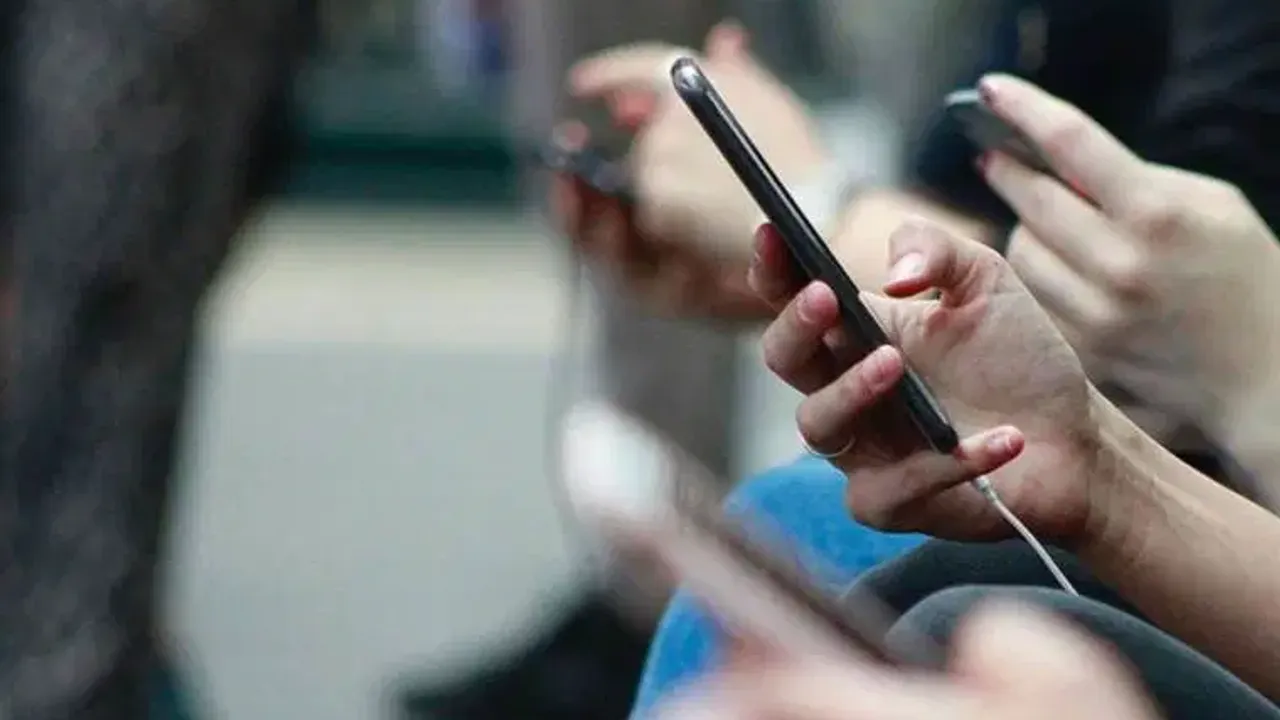 Kimlik, ehliyet kartı tarih mi oluyor? Telefonunuz kimliğiniz olacak!