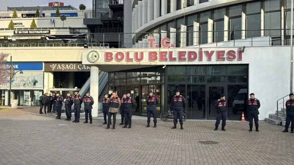 Bolu Belediyesi'ne 'hayalet araç' operasyonu: 22 gözaltı kararı