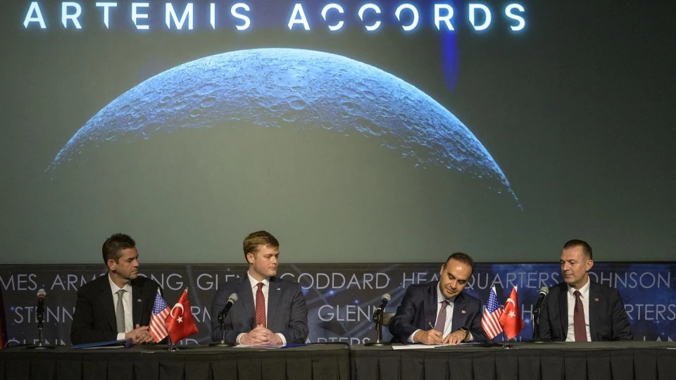 Türkiye uzayda yeni bir sayfa açtı: Ay ve Mars yolunda kritik imza