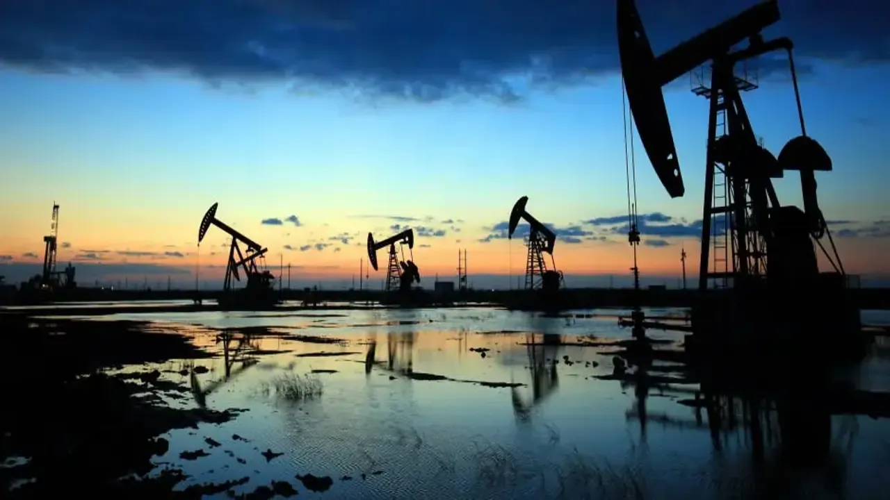 ABD saldırıları petrolü uçurdu! Brent 95 doları aştı