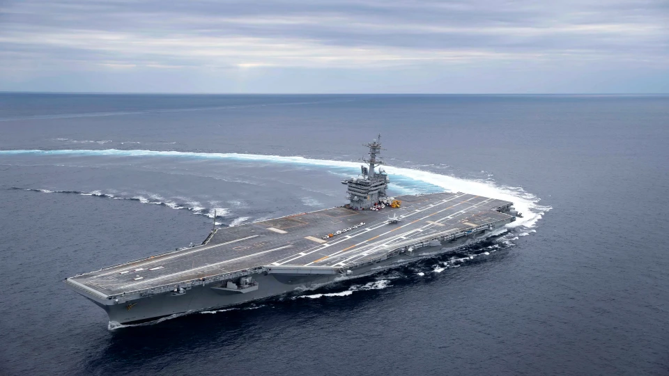ABD uçak gemisi USS Abraham Lincoln 270 gün sonra Tayland'da