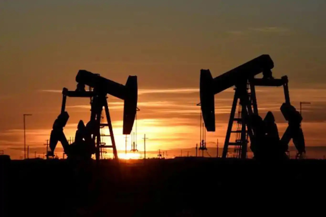 Brent petrolün varil fiyatı 95,60 dolara yükseldi