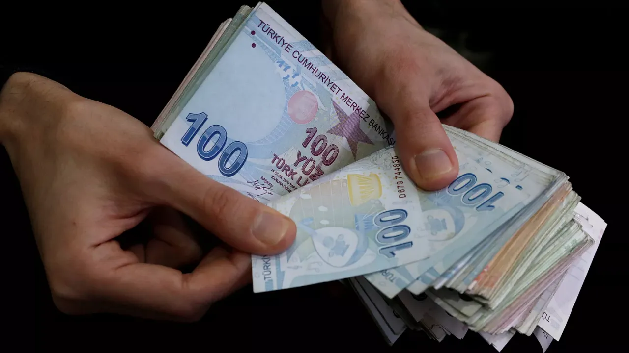 Memur ve emeklinin zam hesabı başladı