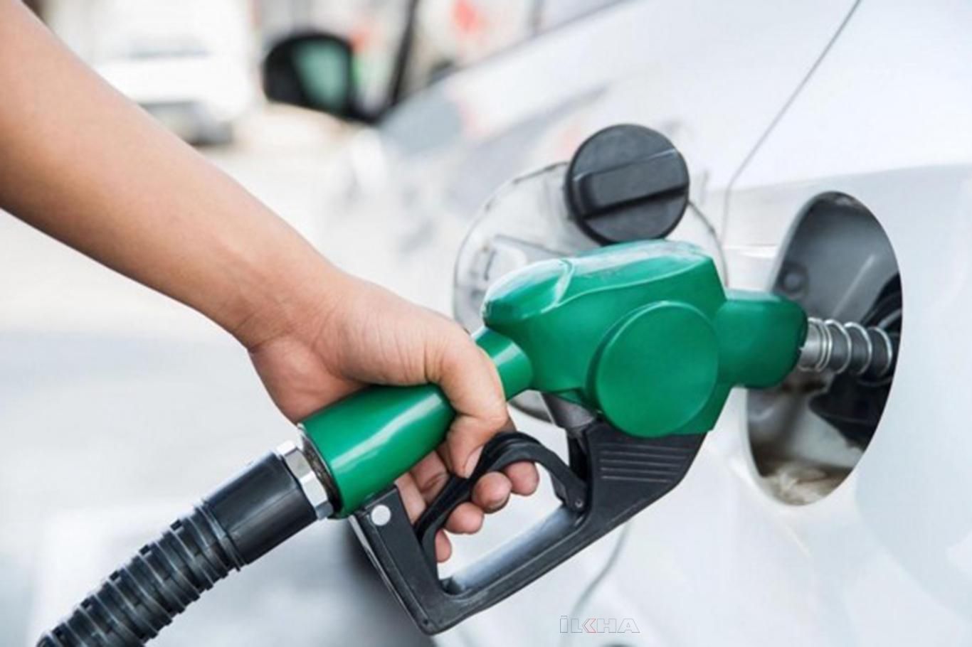 Motorinde tarihi artış beklentisi! Bazı şehirlerde litre fiyatı 90 TL'yi geçecek