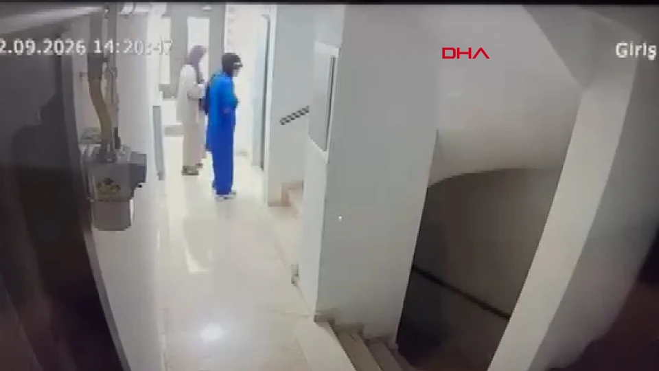 Avcılar'da 20 dakikada bir milyonluk hırsızlık: İki kadın yılların birikimini çaldı