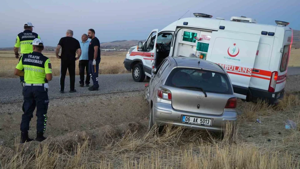 Kırıkkale'de otomobil takla attı: 4 yaralı