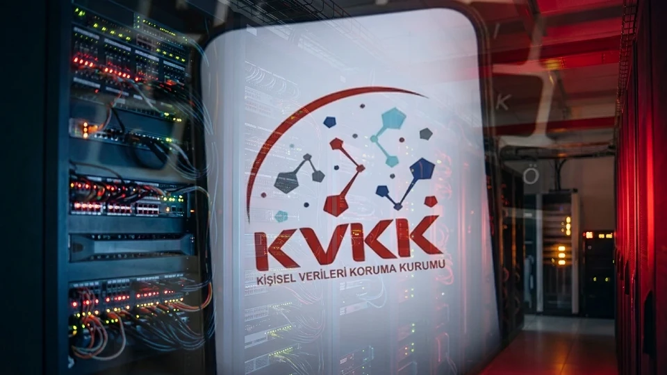 Uçakta internete bağlanmak istedi, karşısına zorunlu onay çıktı! KVKK cezayı kesti