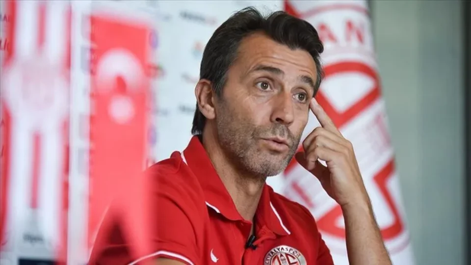 Antalyaspor'da Bülent Korkmaz dönemi sona erdi