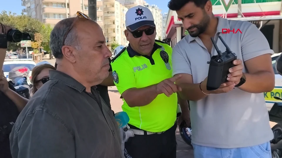Adana'da dronlarla yaya geçidi denetimi: Kurallara uymayanlar cezayı yedi