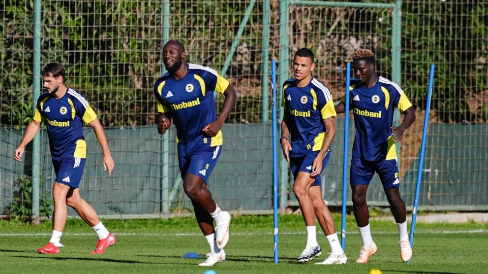 Fenerbahçe, Roma maçının hazırlıklarını tamamladı