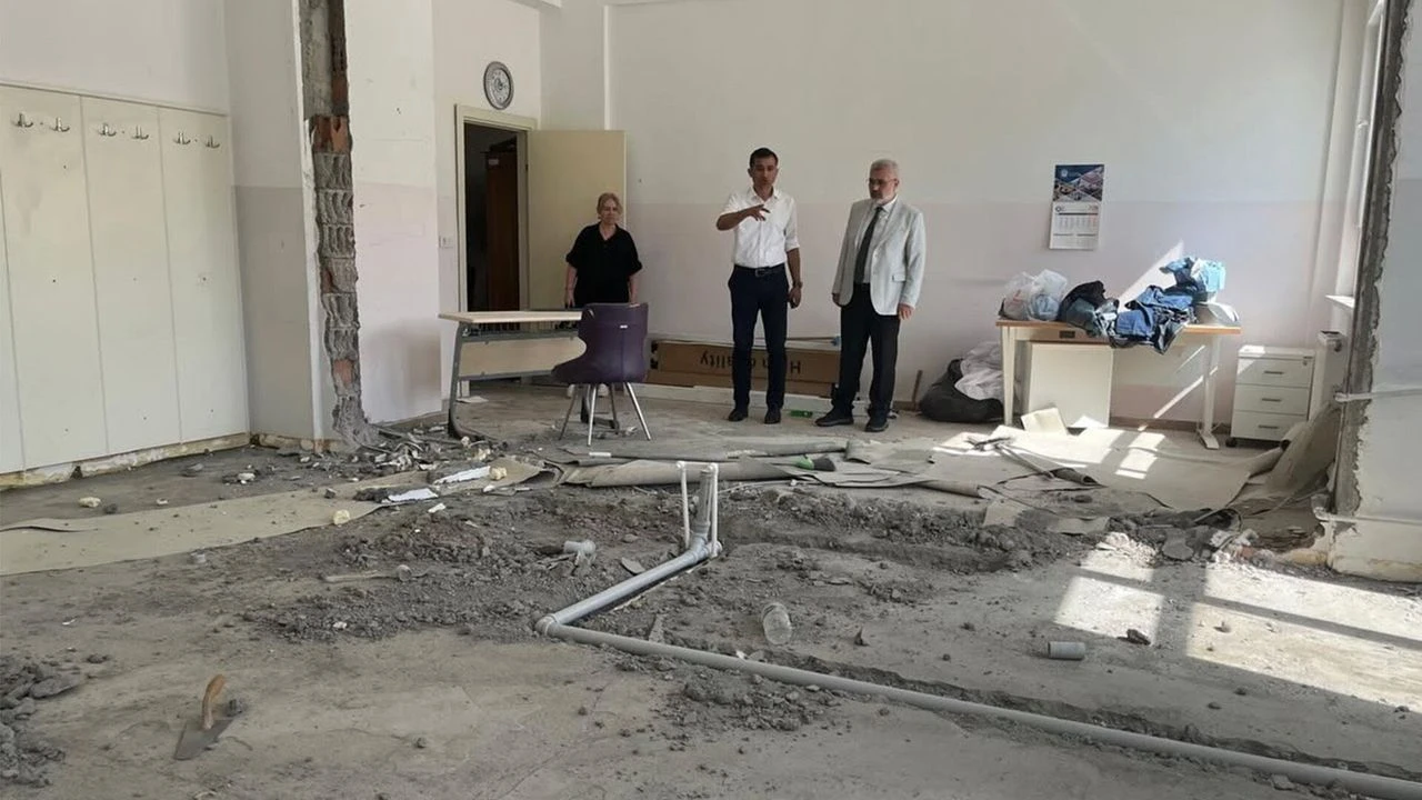 TOBB Mesleki ve Teknik Anadolu Lisesi’nde Eğitime Günler Kala Tadilat Çalışmaları Sürüyor