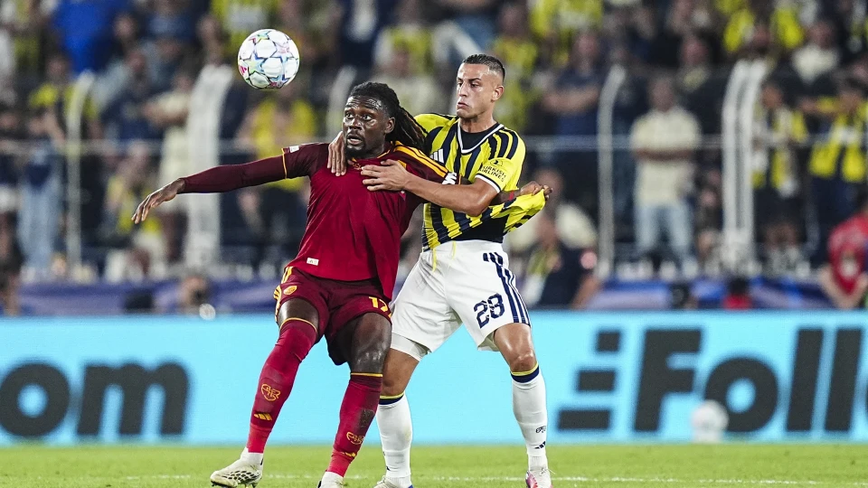 Fenerbahçe'de sakatlık şoku: Oyuna devam edemedi