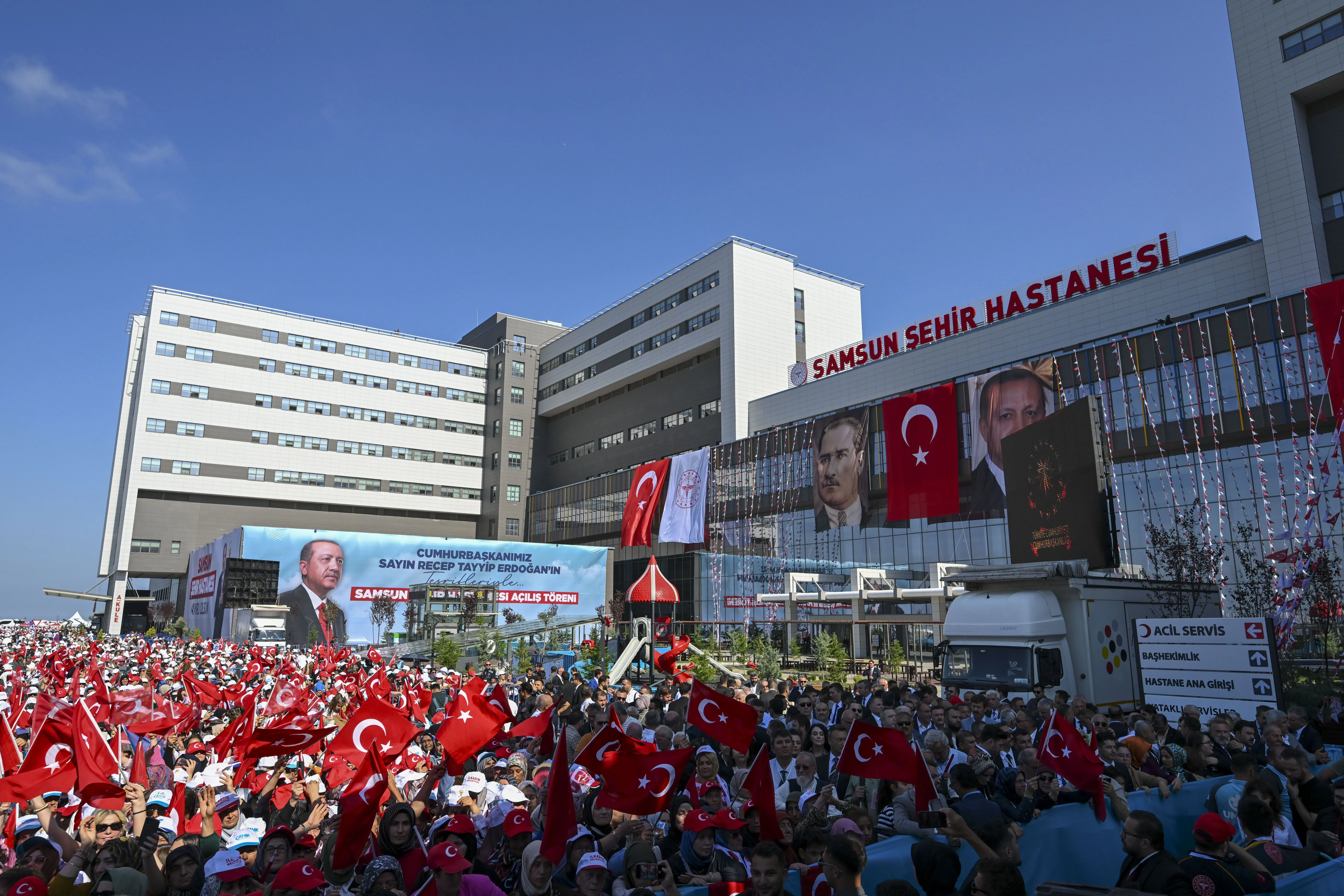 Erdoğan: Türkiye, sağlık alanında dünyada parmakla gösterilen bir konuma ulaştı